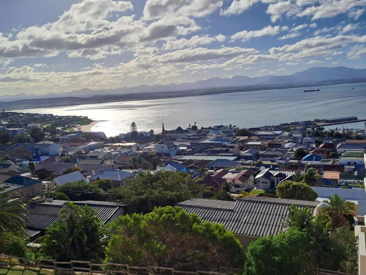 Ana'S Place Apartments Mossel Bay Quarto foto